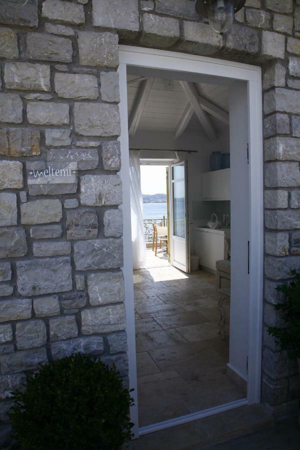 Bed and Breakfast Mourayio Эрмиони Экстерьер фото